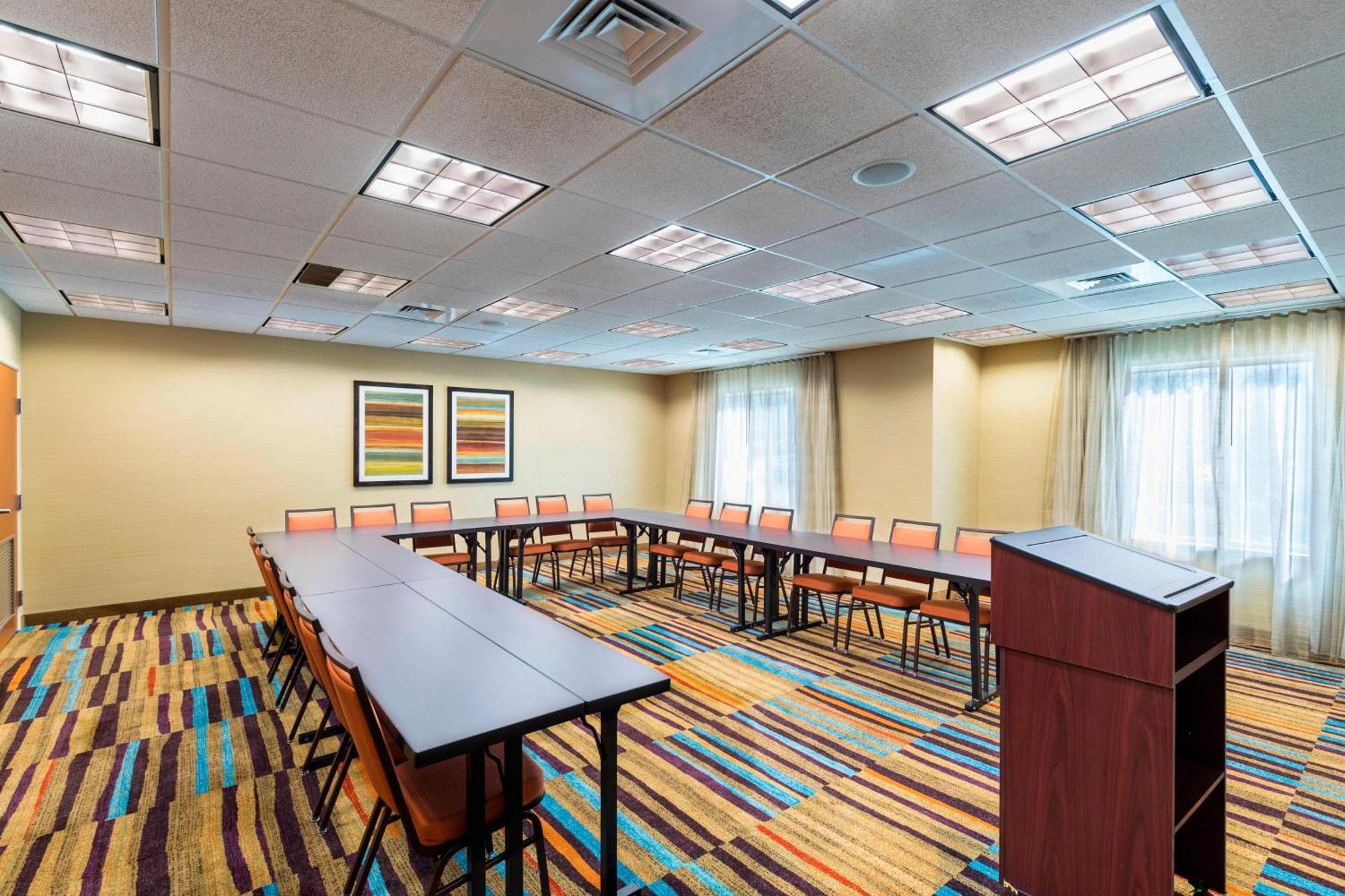 Fairfield Inn & Suites Marianna Buitenkant foto