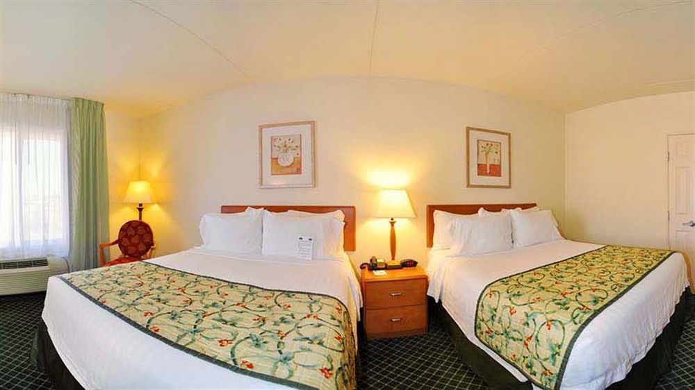 Fairfield Inn & Suites Marianna Buitenkant foto